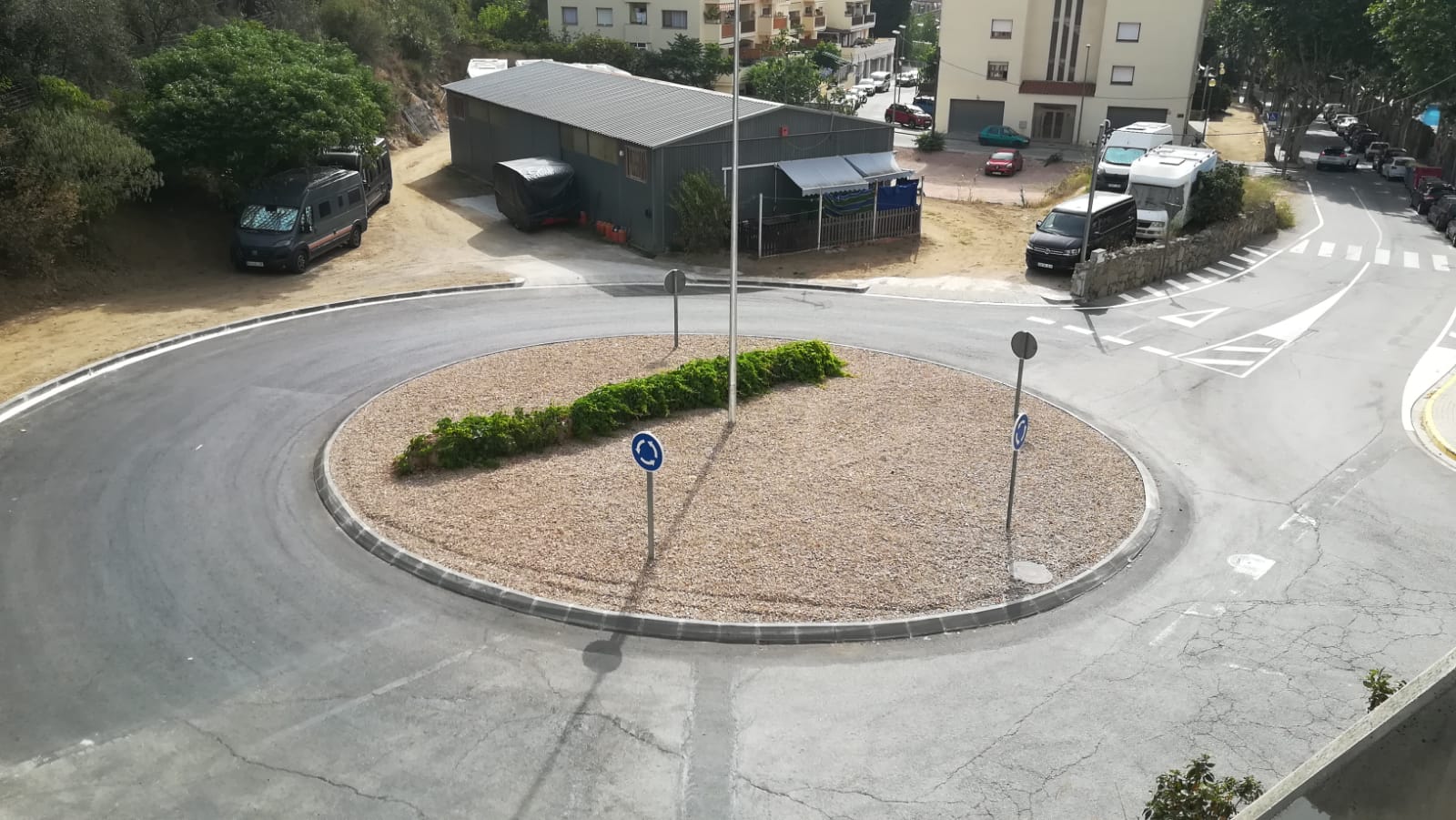 Nova rotonda  a la Riera de Targa