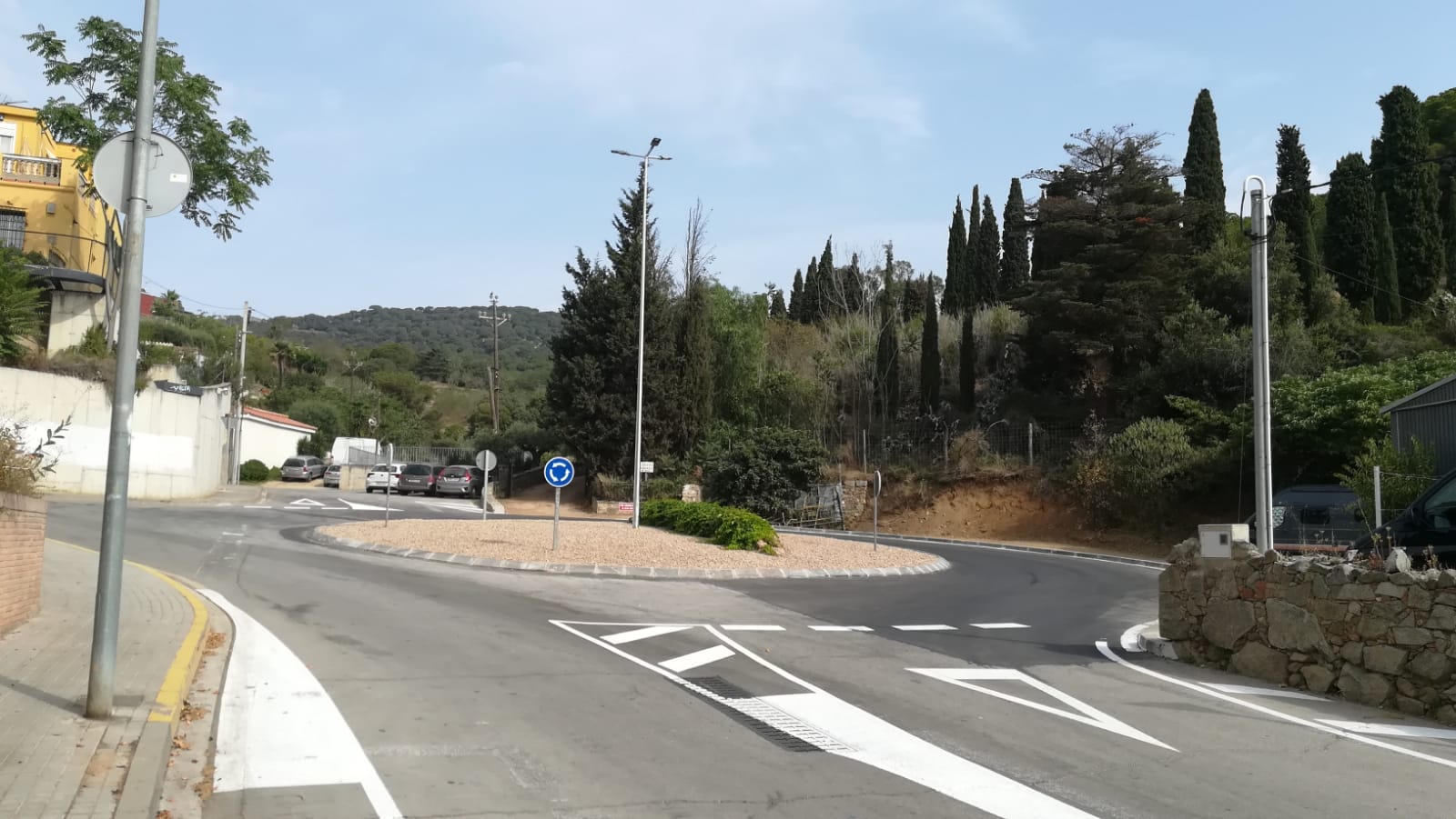 Nova rotonda  a la Riera de Targa